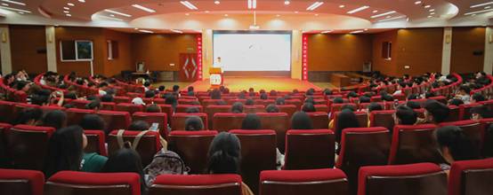 http://www.qlnu.edu.cn/__local/0/00/46/7C66244B076151AAECD3D7B9EC1_52AA0C73_169A3.jpg