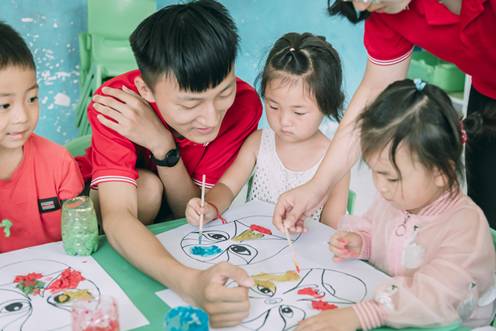 http://www.qlnu.edu.cn/__local/1/A7/D3/608608B2DB0313118039B43422E_C2DCA3B7_20B74.jpg