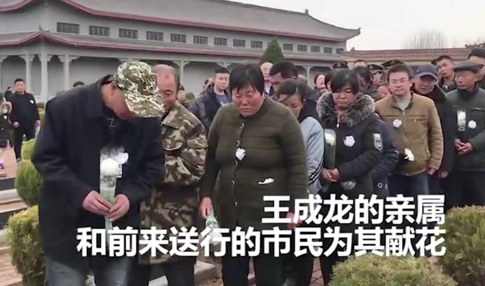 b2303fdb0d67f246bb26c128cbc27b37